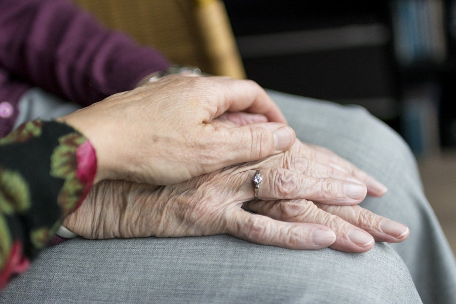 9 Tips for Providing Better Care for your Loved one with Dementia